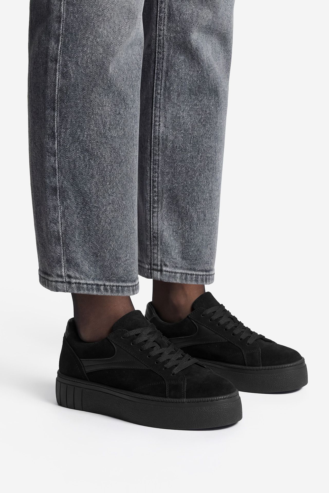 Sneakersy Černá