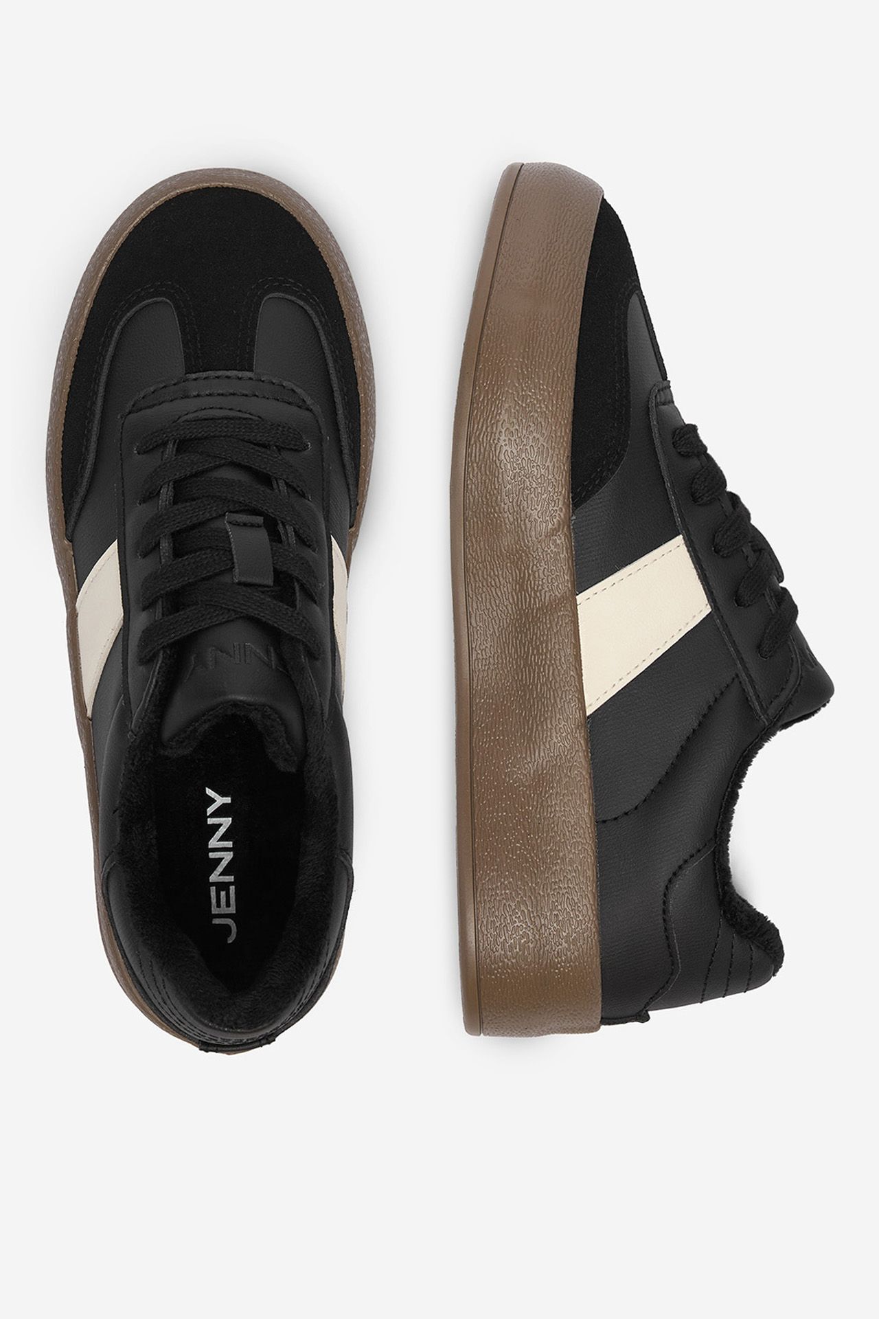 Sneakersy Černá