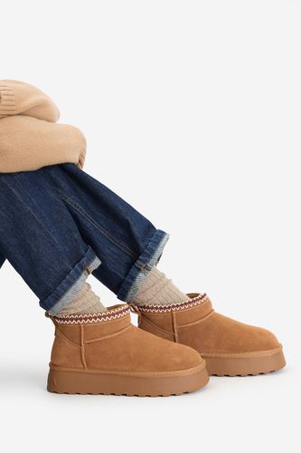 Gležnjarji Badura EO-ANGIE-TS6290 Buff