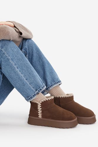 Gležnjarji Badura EO-ANDI-TS6295-01 Rjava
