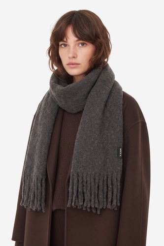 Ženski šal Mexx CEO-MEXX-W4-001-AW26 Braon
