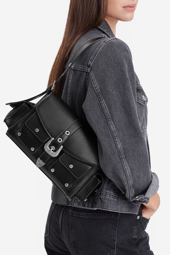 Torbica GUESS JEANS CEO-GUESS-XC-002-10 Črna