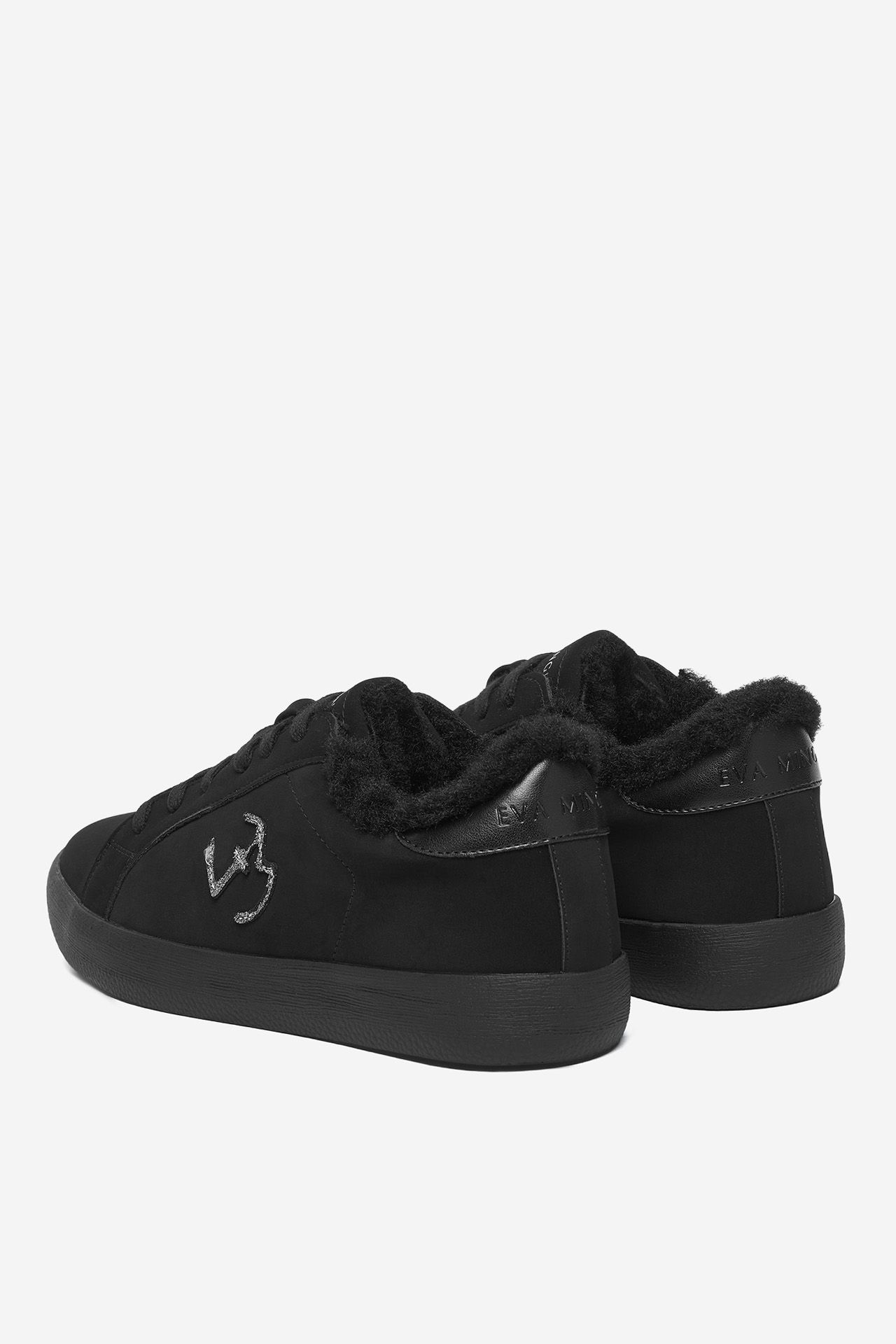Sneakersy Černá