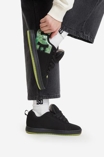 Sportcipő DC Shoes EO-COURT GRAFFIK JUMANJI DC06528001 W Fekete