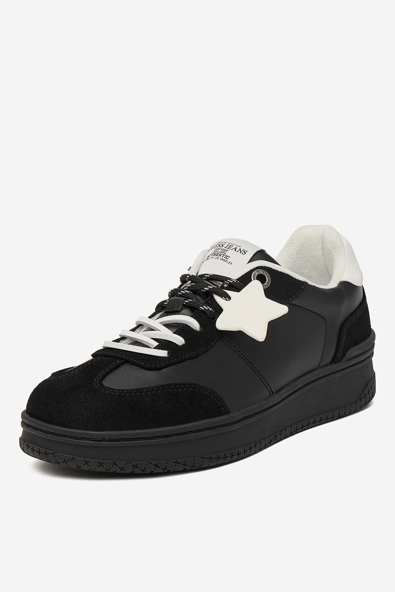 Sneakersy Černá