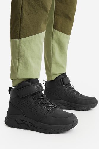 Semiš SPRANDI EARTH GEAR CEO-CP40-KC-251619Z Črna