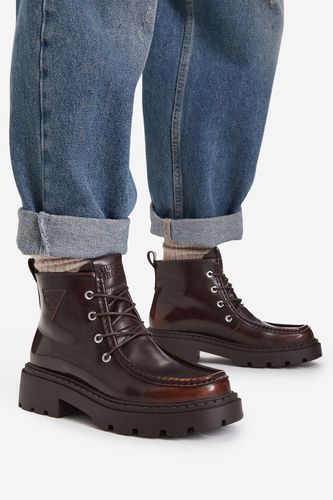 Semiš GUESS JEANS CEO-HY5389S-8 Rjava
