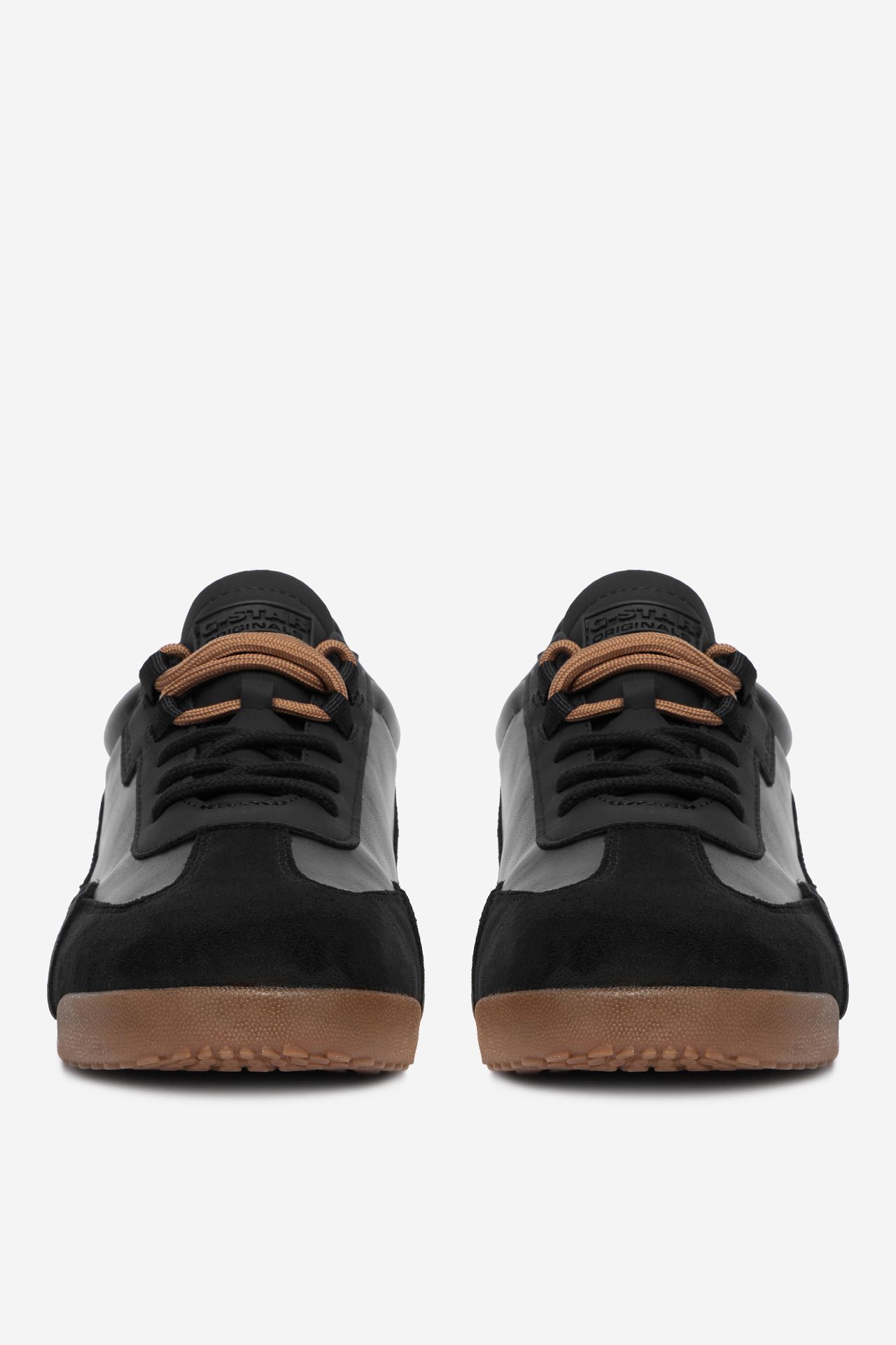 Sneakersy Černá