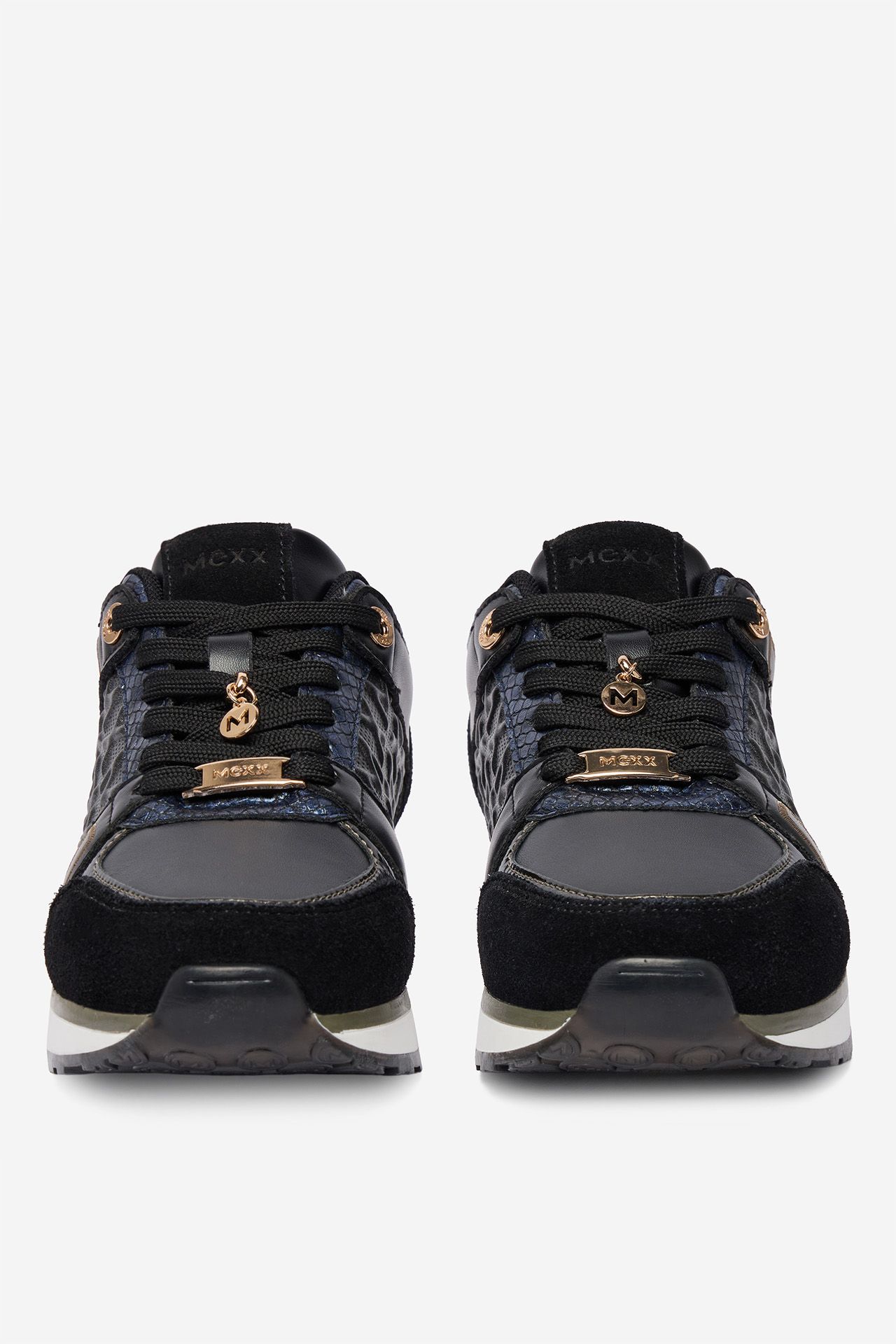 Sneakersy Černá