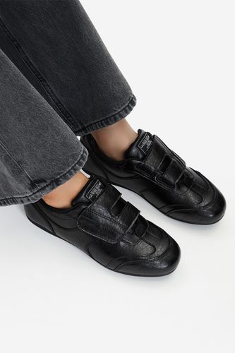 Tenisky GUESS JEANS EO-GSJ0906 Černá