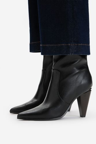 Kotníková obuv Mexx EO-MI001804363W Černá